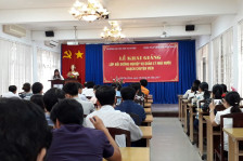 Lễ bế giảng lớp quản lý nhà nước ngạch chuyên viên và ngạch chuyên viên chính Lễ bế giảng lớp quản lý nhà nước ngạch chuyên viên và ngạch chuyên viên chính